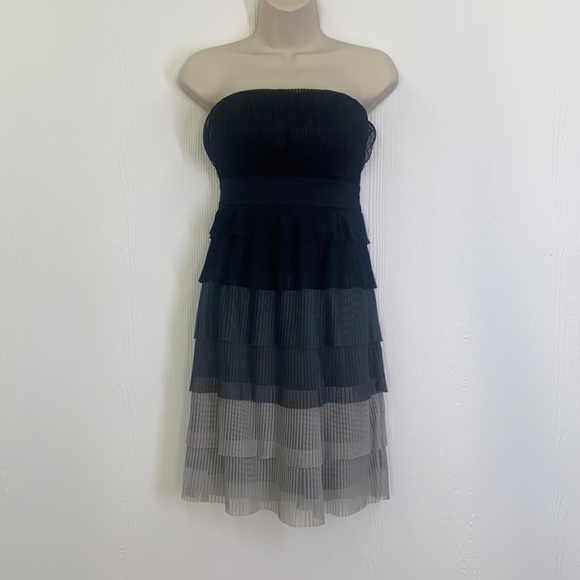 American Rag - Strapless Ruffled Layered  Black And Gray Dress Size Small - Picture 3 of 14